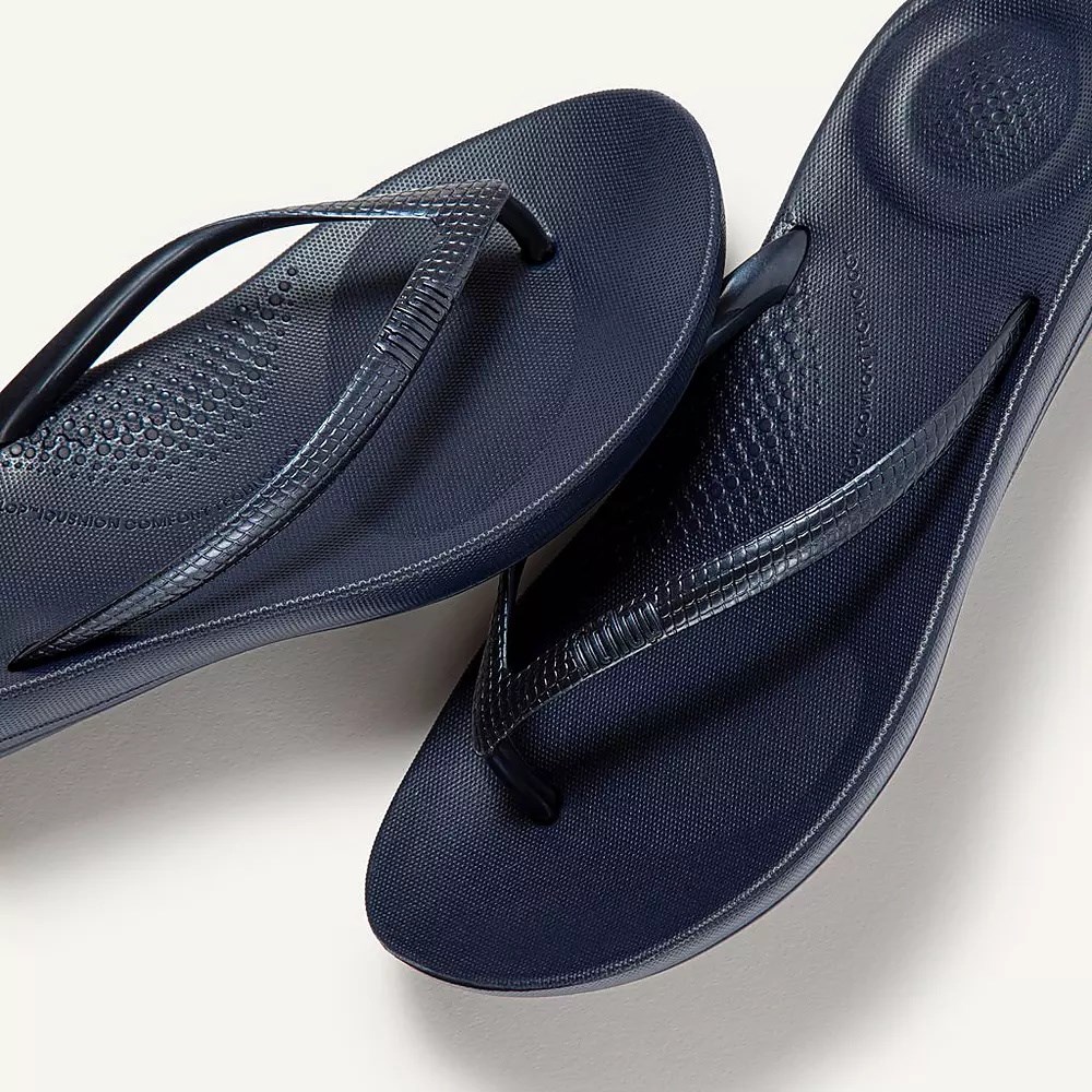 Fitflop IQUSHION Ergonomic Women's Flip Flops Navy | ZA-B-9620