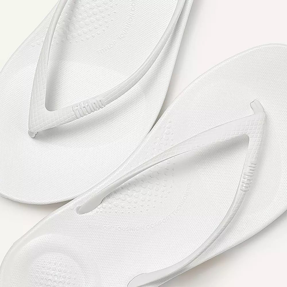 Fitflop IQUSHION Ergonomic Women's Flip Flops White | ZA-G-8270