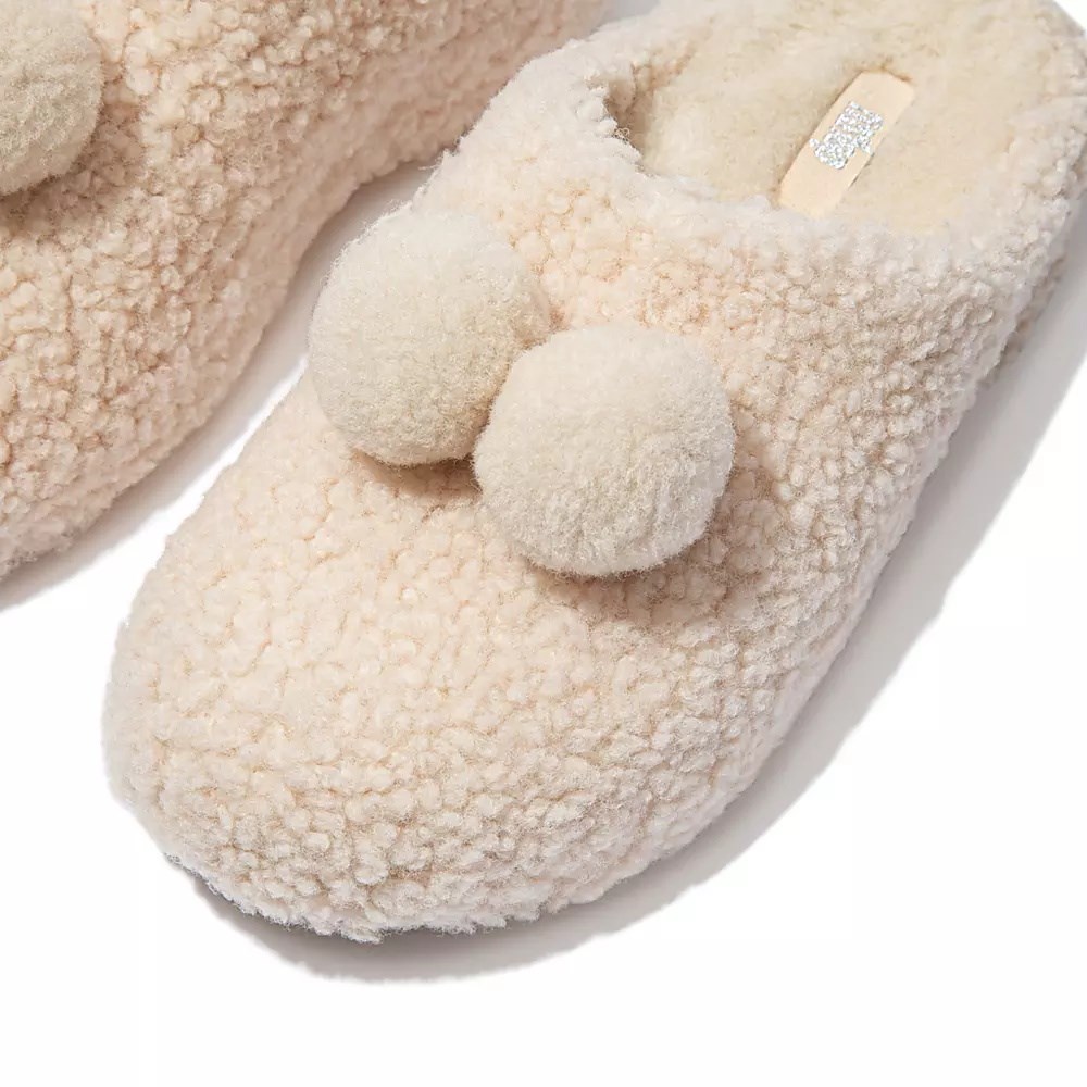 Fitflop SHUV Pom-Pom Shearling Clog Women's Slippers Cream | ZA-W-2410